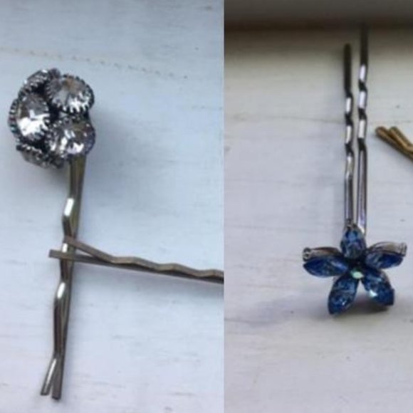 Accessories - FIRM ~ Vintage Pair of Crystal/Rhinestone Hair Pins